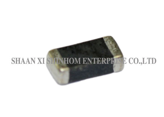 Bas inducteur de puce de ferrite de DCR, inducteur à haute fréquence 1,0 * 0,5 * 0.5mm