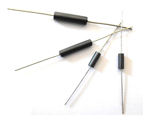 dispositifs antiparasites magnétiques mous d'EMI Core For EMC de ferrite de 100MHz Nizn