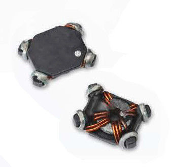 Obstruction commune en plastique 10kHz de noyau de ferrite de mode de SMD pour photovoltaïque
